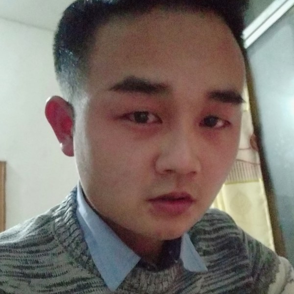 等待蛋挞的照片