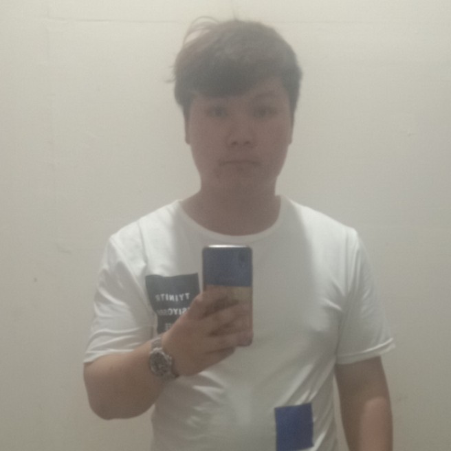 郭新岩的照片