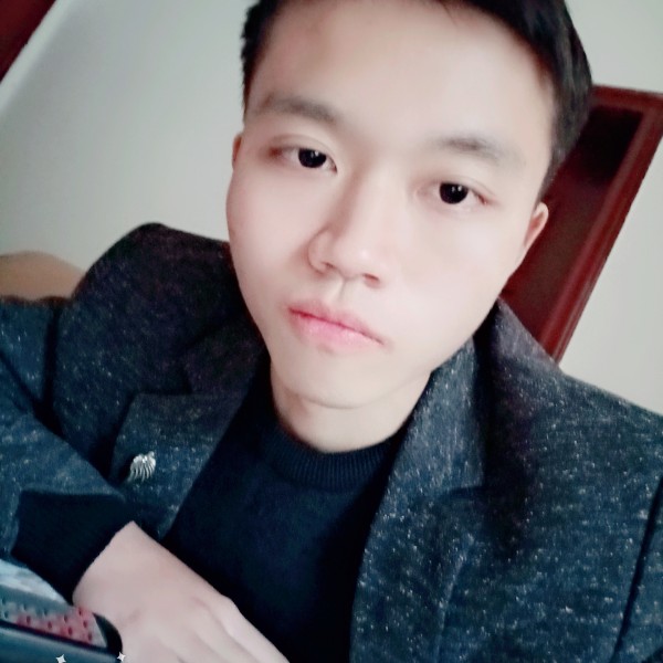 男孩l的照片