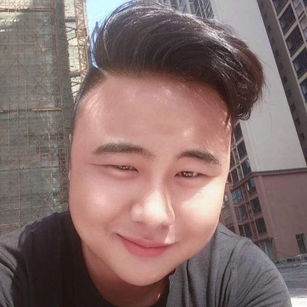 Jiang的照片