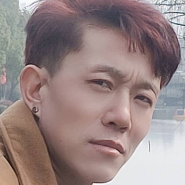 顾正确的照片