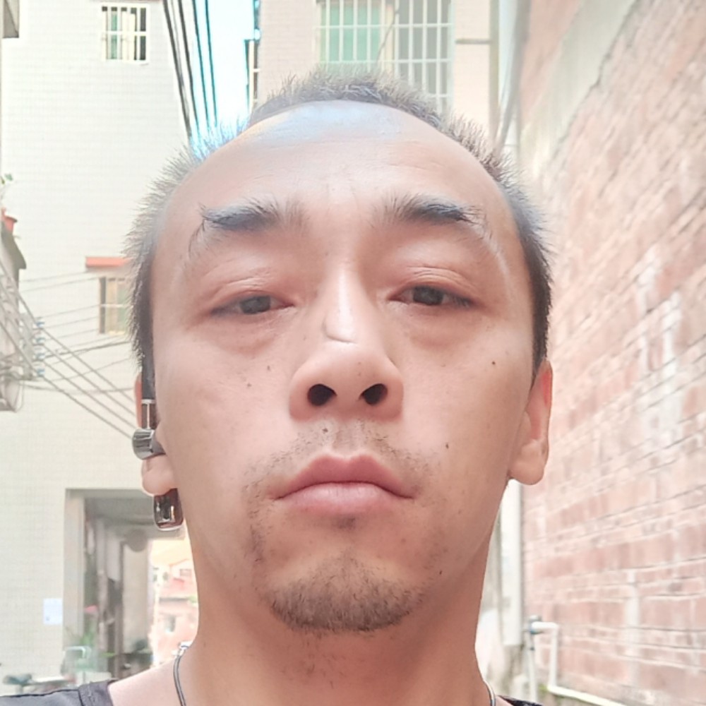只为红颜一笑一倾的照片
