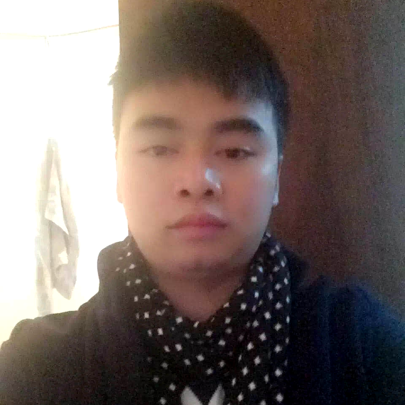 清秀漫步彼岸的照片