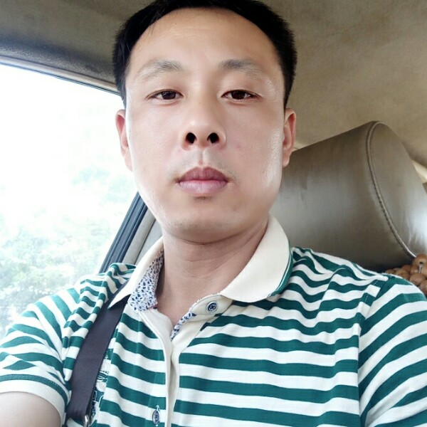 欣慰蜗牛的照片