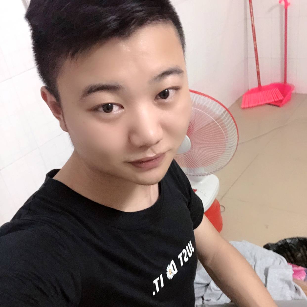 倾听夜无声的照片