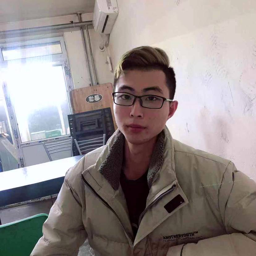 光亮保卫黑米的照片