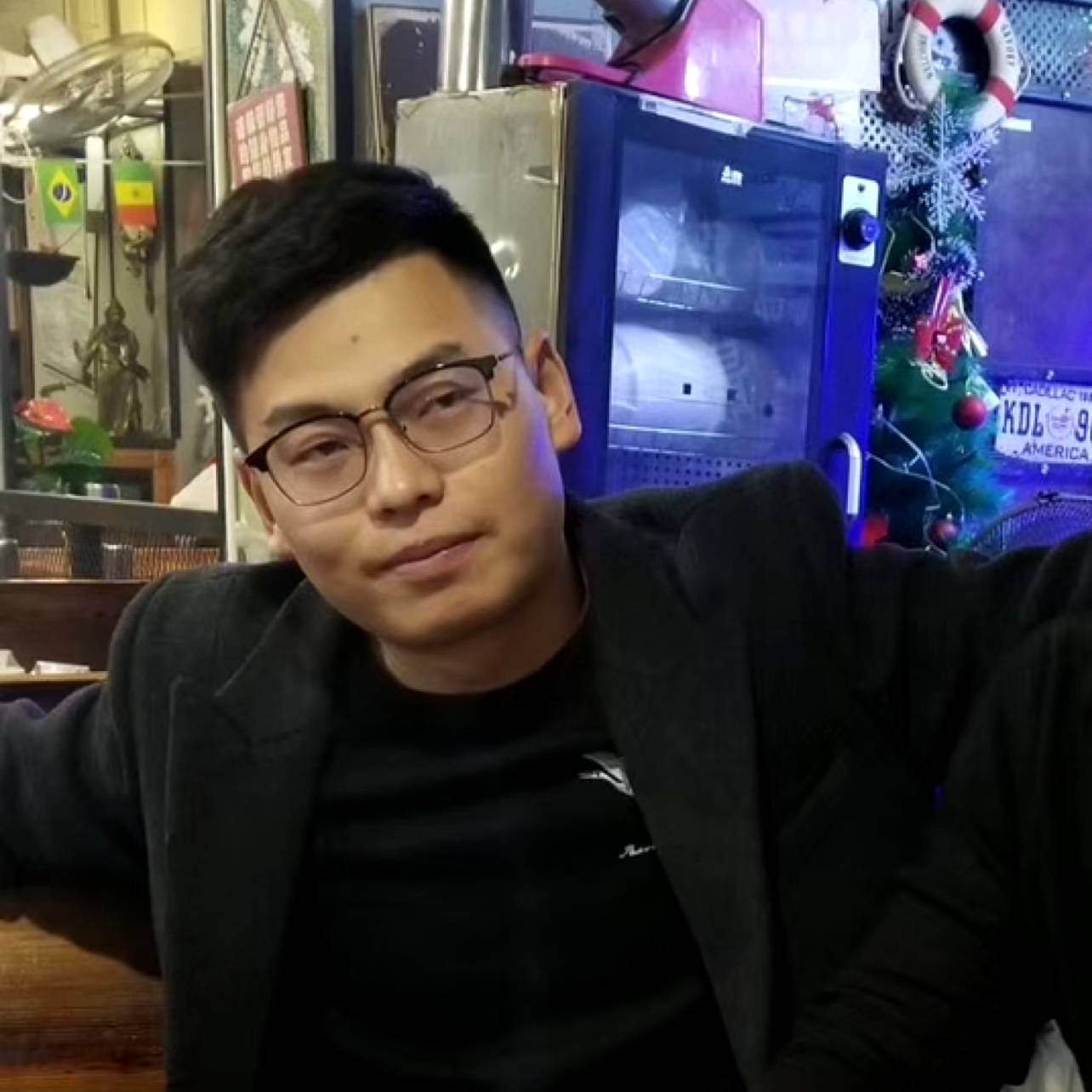 言今生的照片