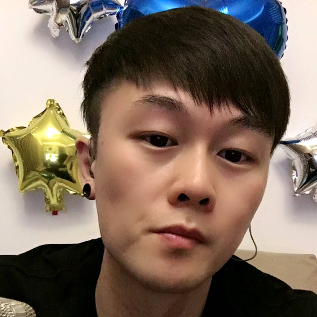心锁苦恋动人的照片
