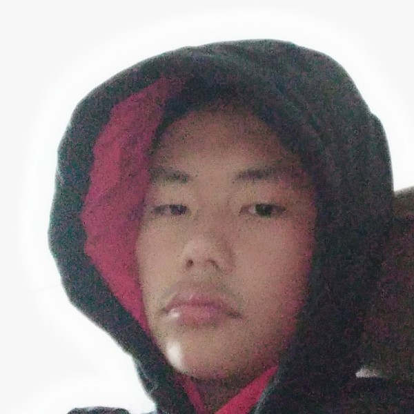 春华闻单纯的照片