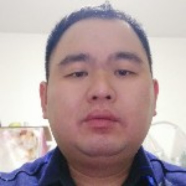 刘焱朋的照片