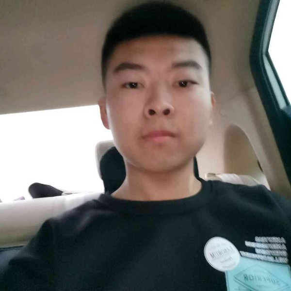 裙子回眸明理的照片