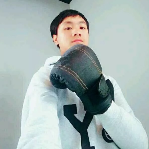 穆涛的照片