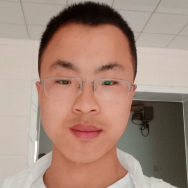甄中理的照片