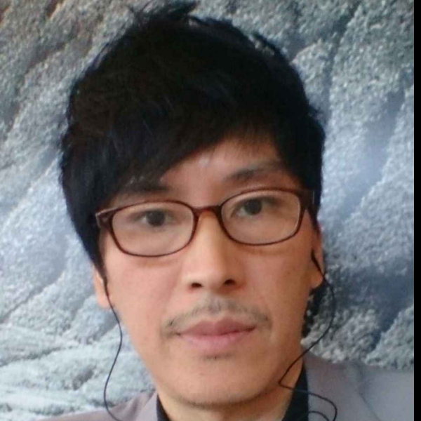 Hi,的照片