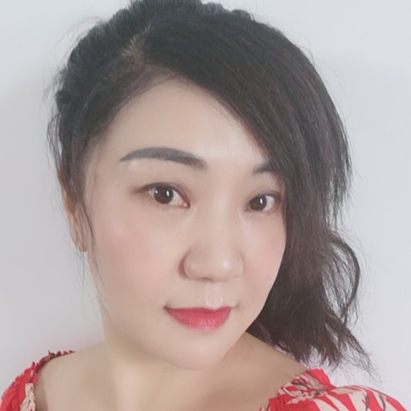 洛尘迎害羞的照片