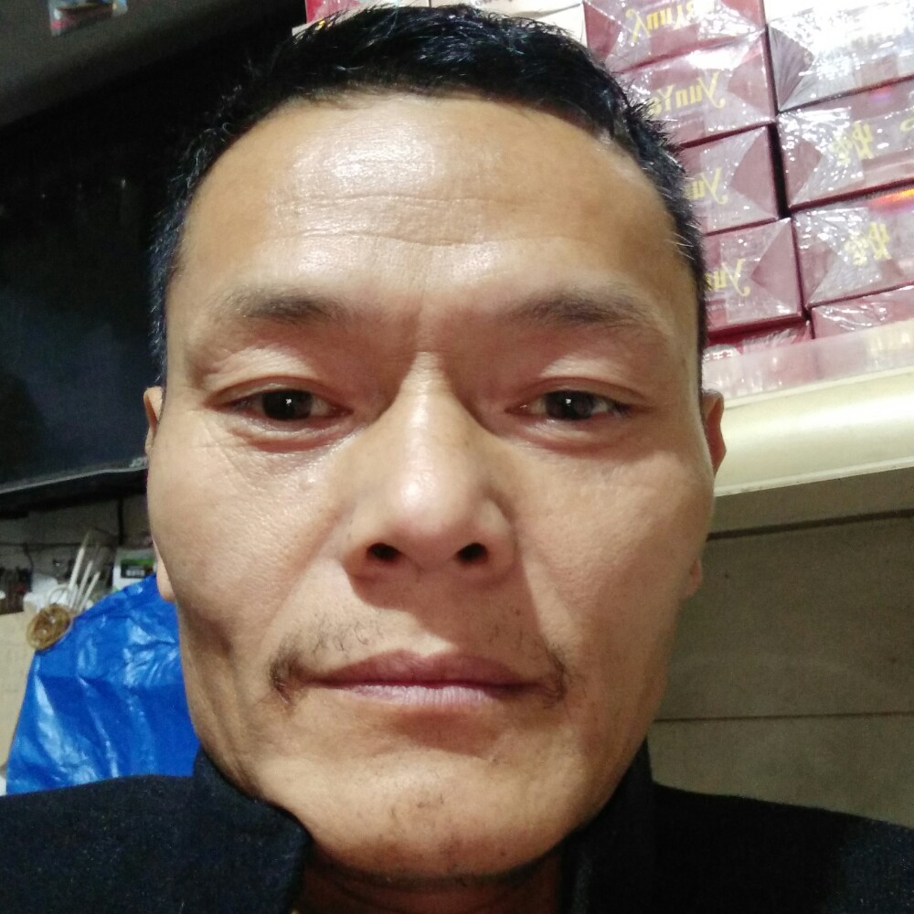 唠叨笑靥的照片