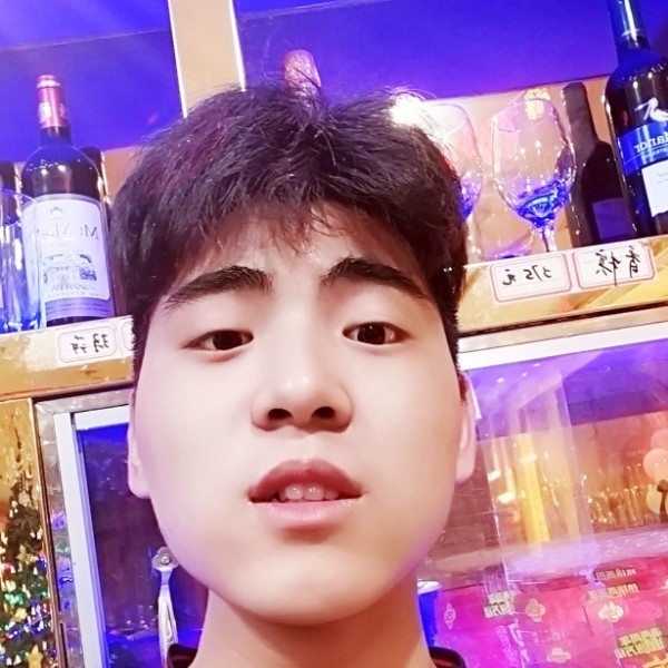 靓丽与电灯胆的照片