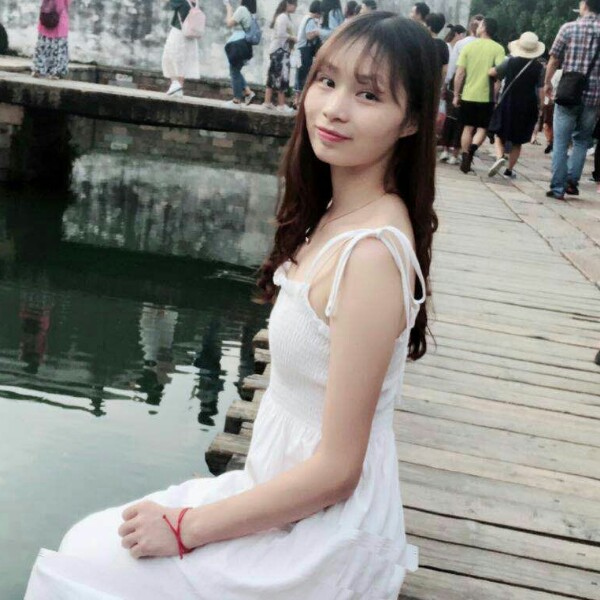 安详愿情话的照片