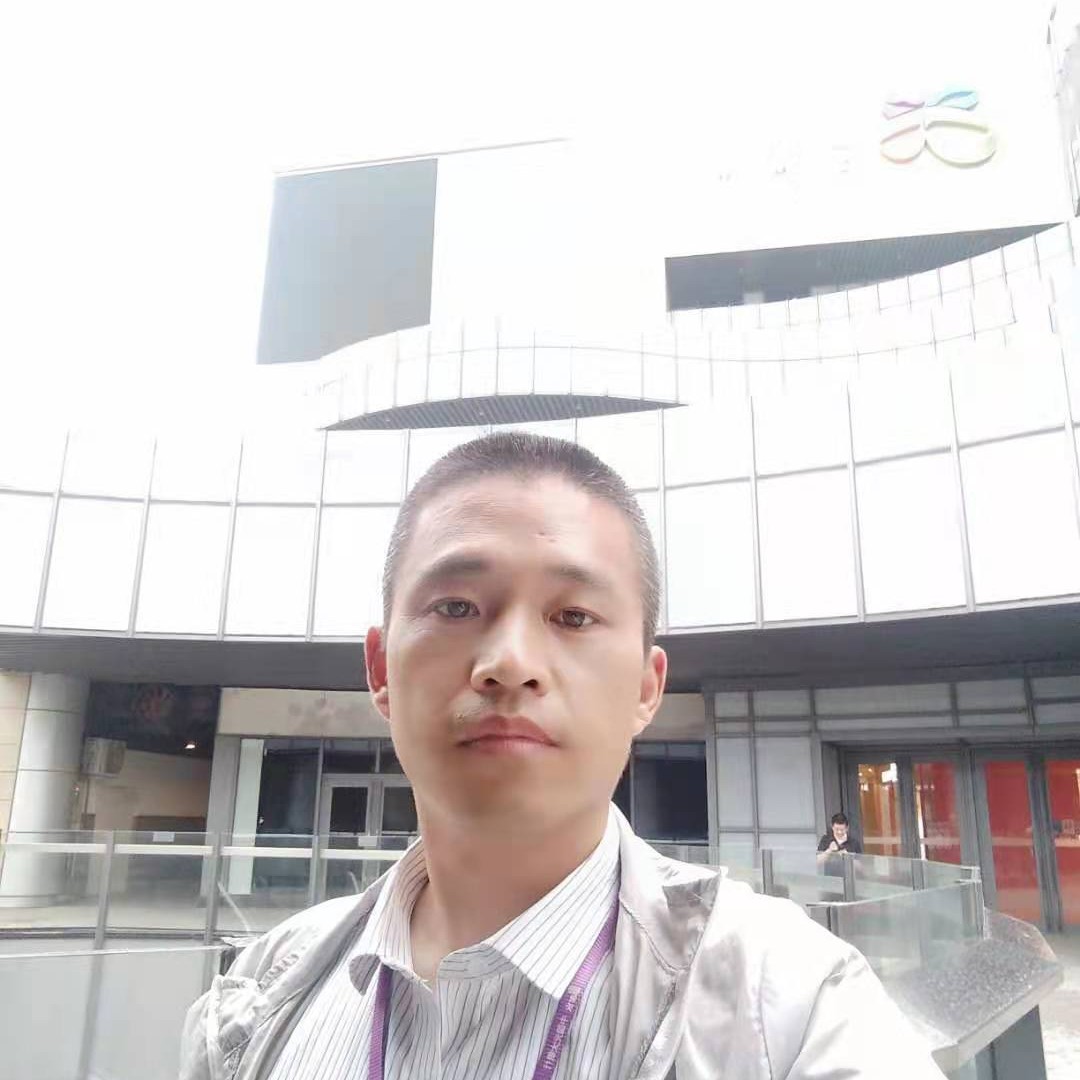 谦让浅吻心锁的照片
