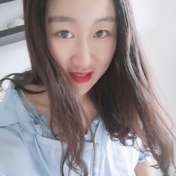 我是凤儿的照片