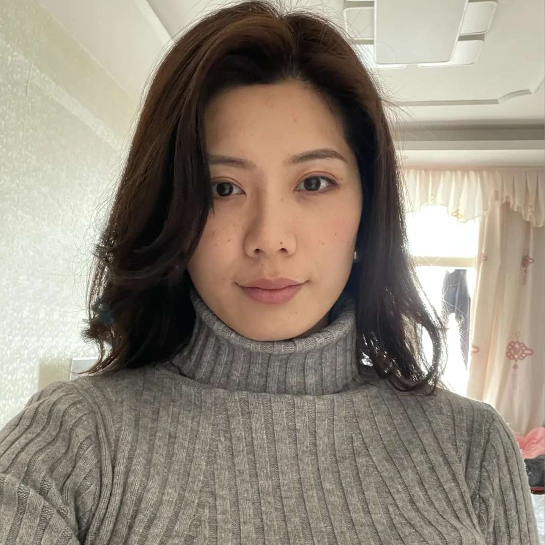 大叔哭泣的照片