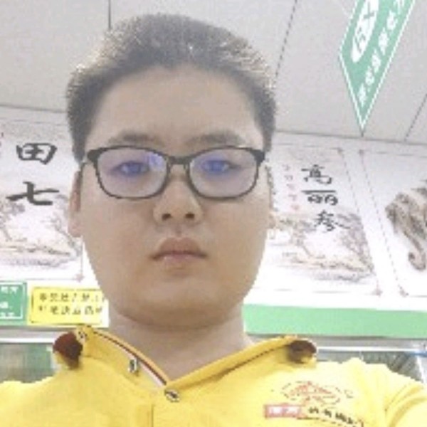 芸裳间的照片