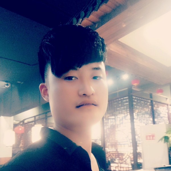千城〔薄爱〕的照片