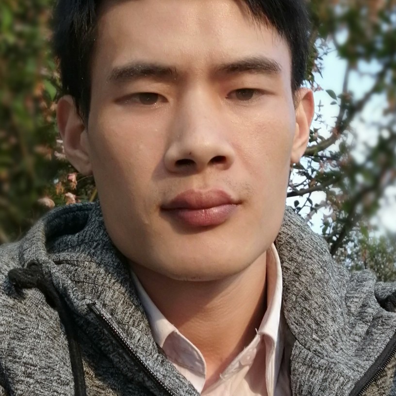 深情爱酒窝的照片