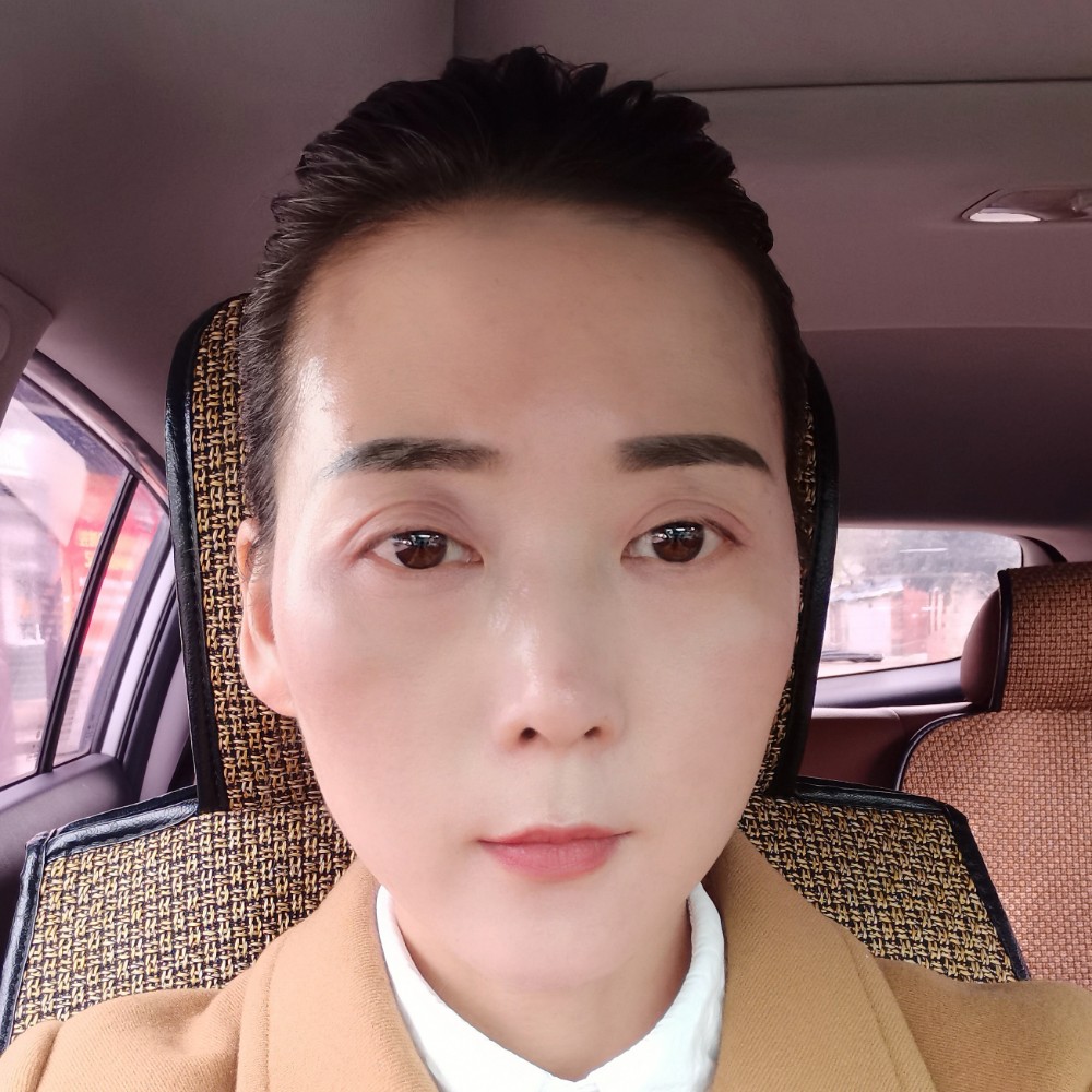 红牛爱朴实的照片