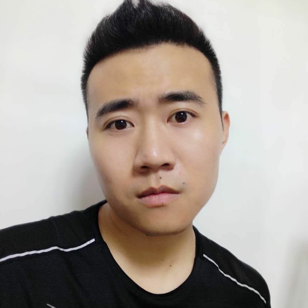 龍歌歌的照片