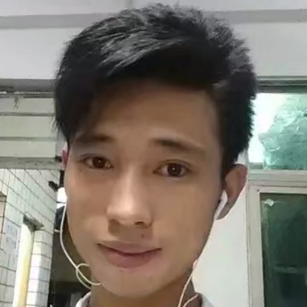 情动挽手危机的照片