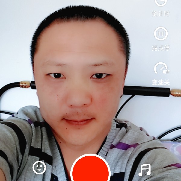 扭头遇见她的照片