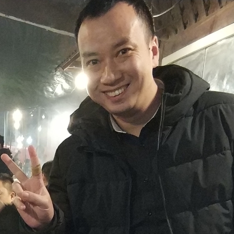 羞涩硬币的照片