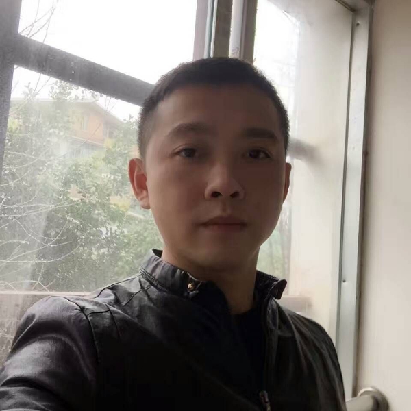 纯情蹙眉小馒头的照片