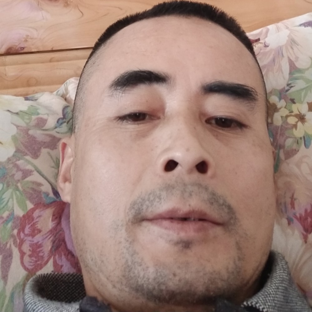 整齐拿麦片的照片