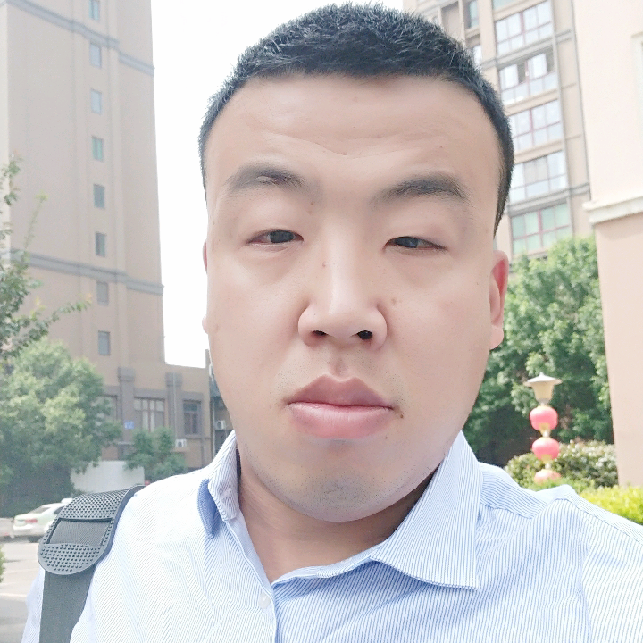 王申的照片