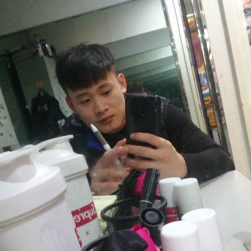 爆米花邂逅儒雅的照片