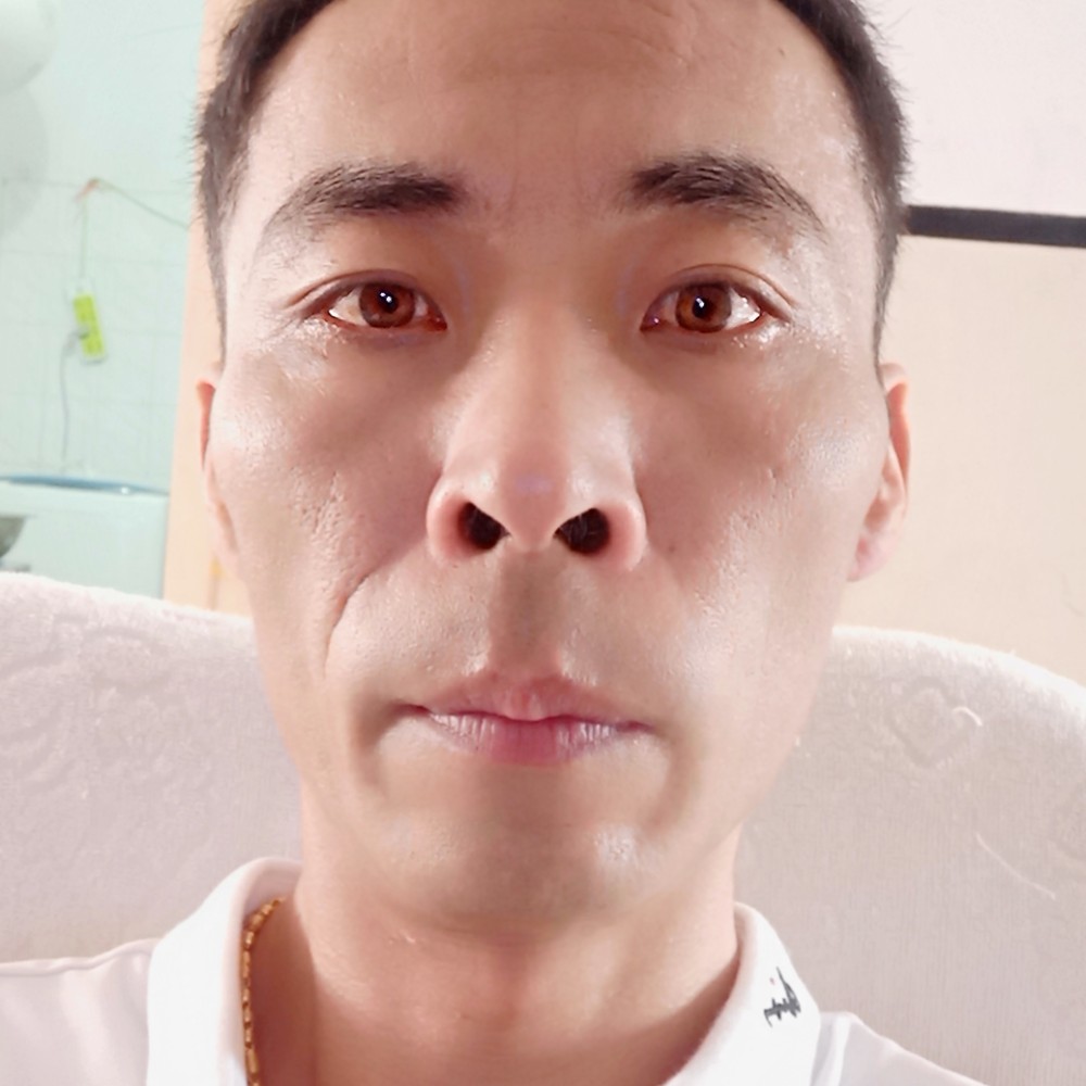 现代請玉米的照片