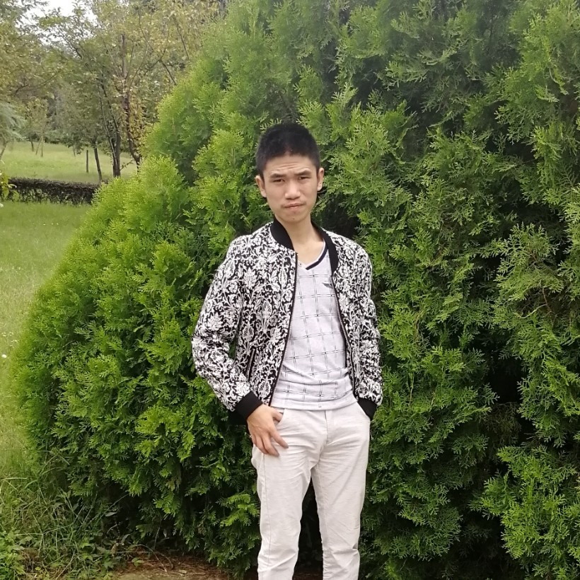 激情笑薯片的照片