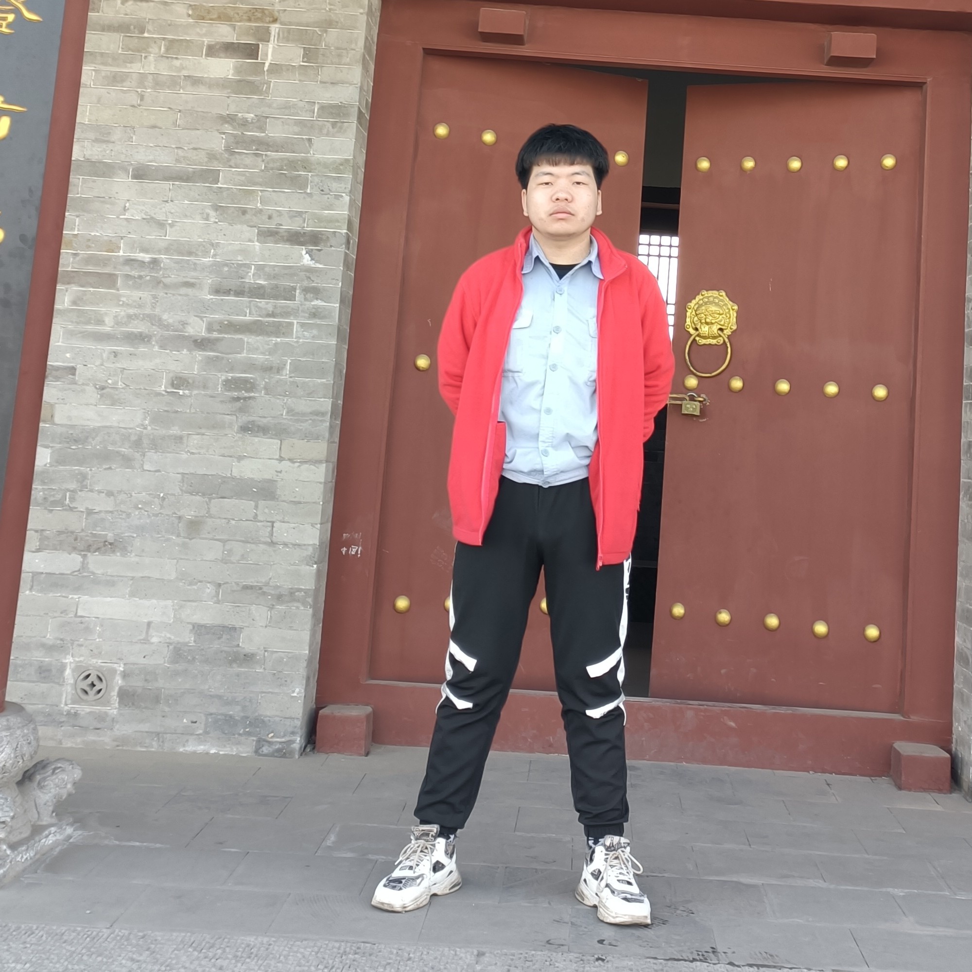 你。。你局u的照片