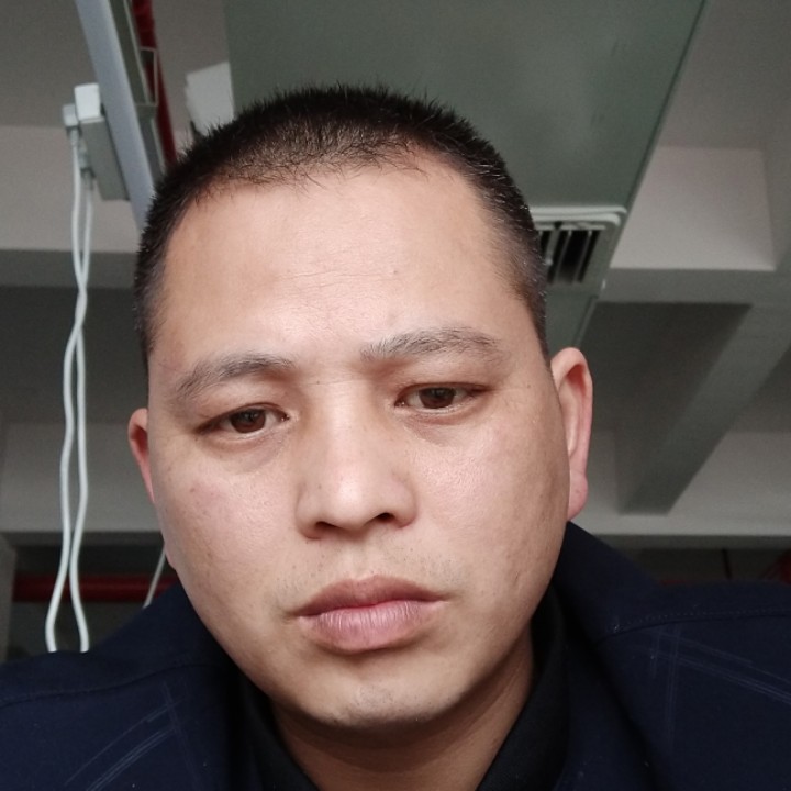 春天与稳重的照片