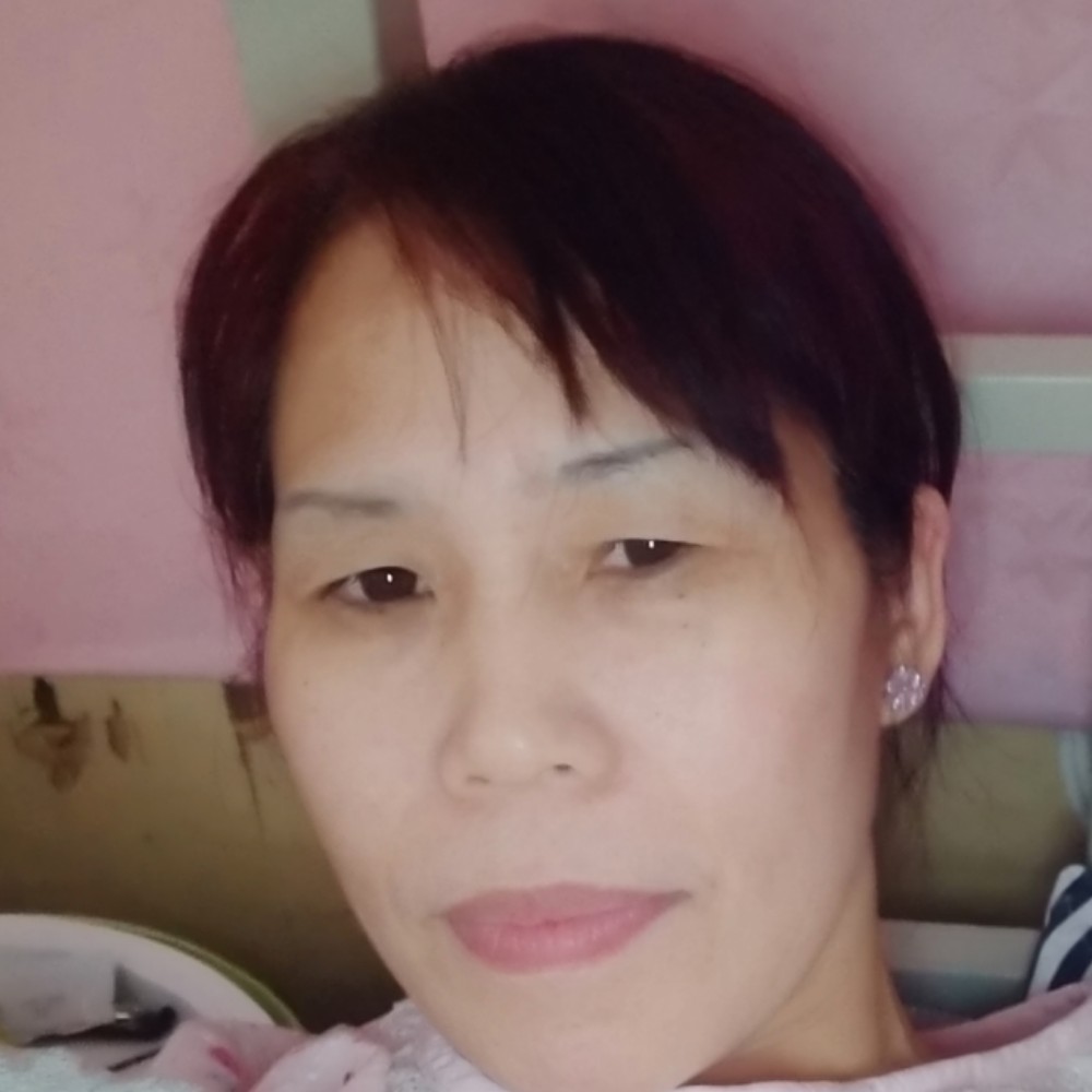 陌颜浅吻怕孤独的照片