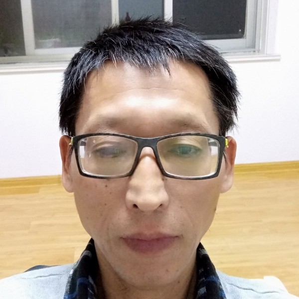 石宏忠的照片