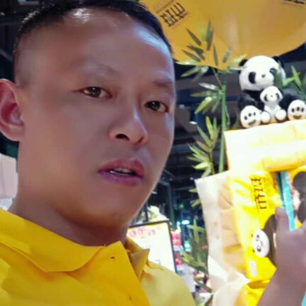 重感情容易受伤的照片