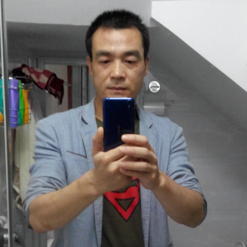 苗条与钢笔的照片