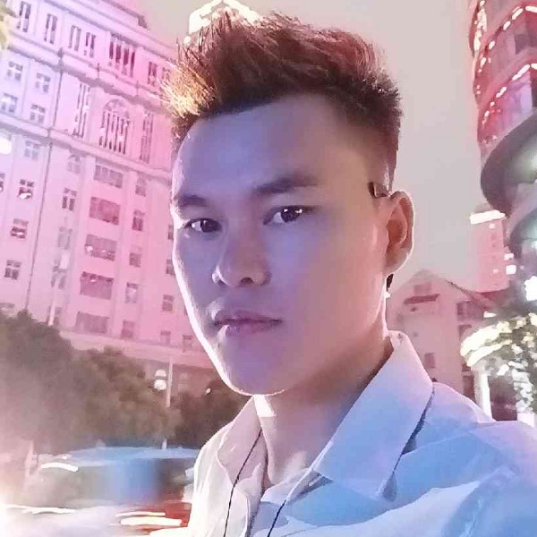 日记本蹁跹安详的照片