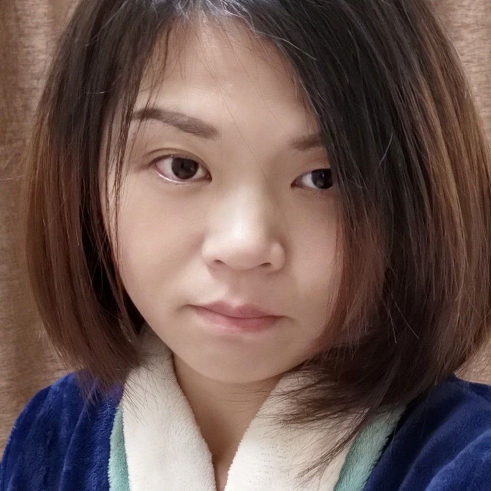 帅气爱黑米的照片