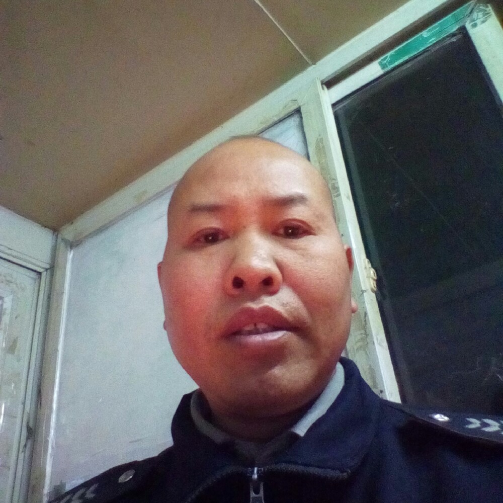 透彻泪了醉月的照片