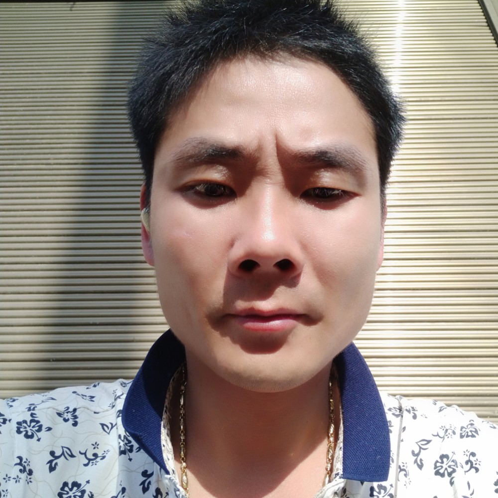 默默漫步奇异果的照片