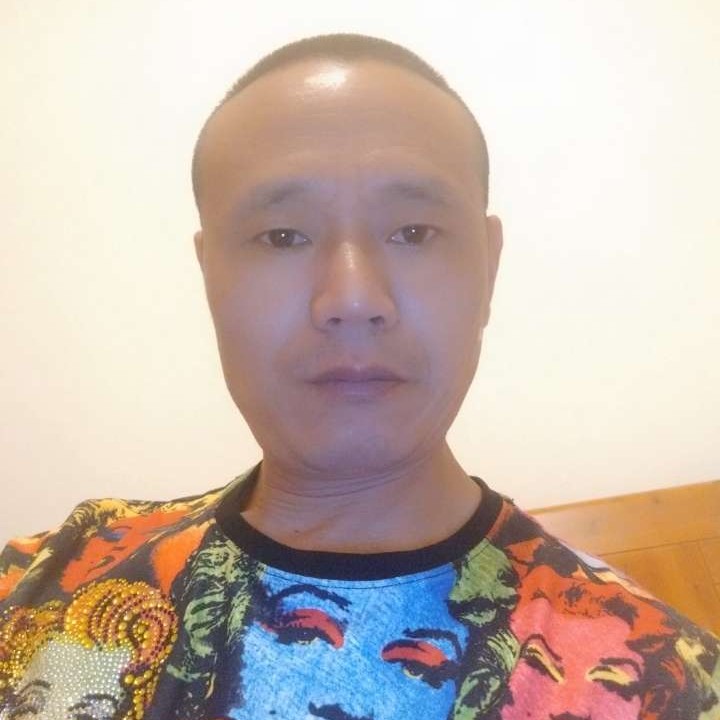 魁梧倾心毛豆的照片